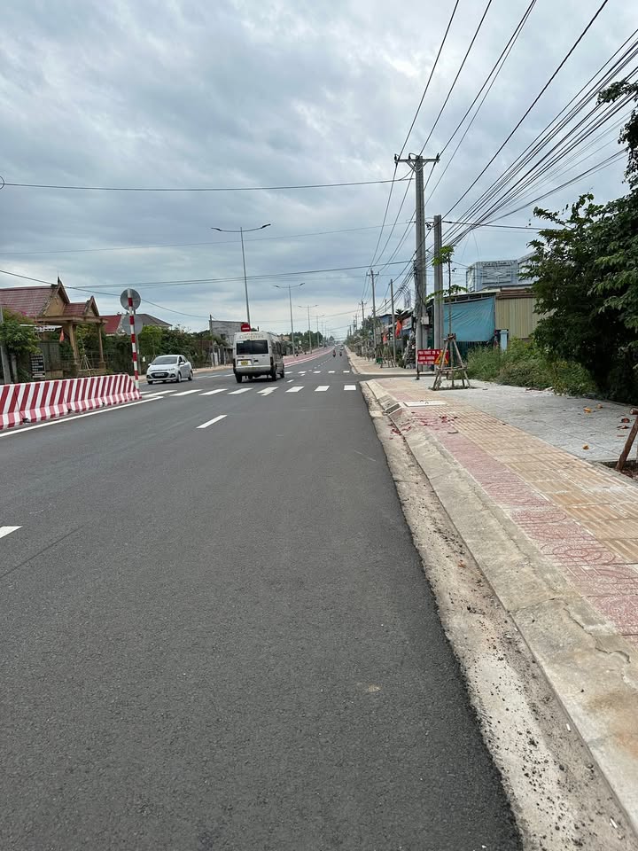 Đất nền mặt tiền đường Petong 320m² giá chỉ 1.3 tỷ - Đầu tư sinh lời tại Bàu Lâm!