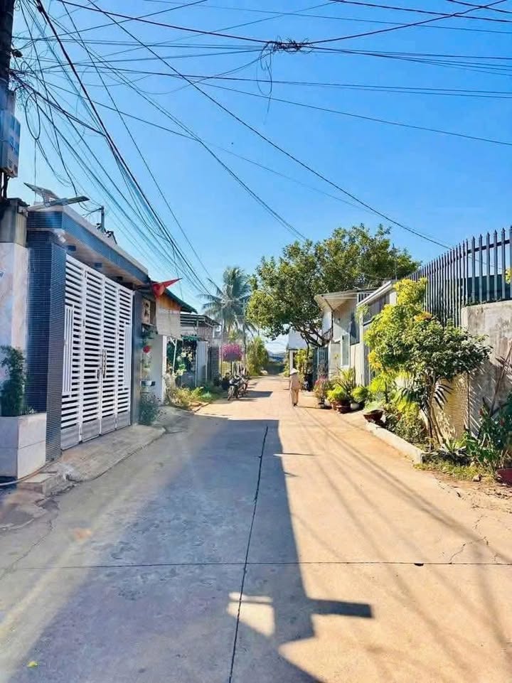 Đất thổ cư Hẻm 99 Y Nuê, Ea Tam 100m² giá 2.1 tỷ - Đầu tư sinh lời tốt!