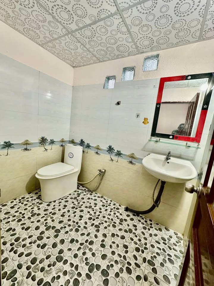 Nhà mặt tiền đường Phạm Ngũ Lão, Buôn Ma Thuột 90m² giá 3.5 triệu - Thuận tiện làm ăn và sinh sống!