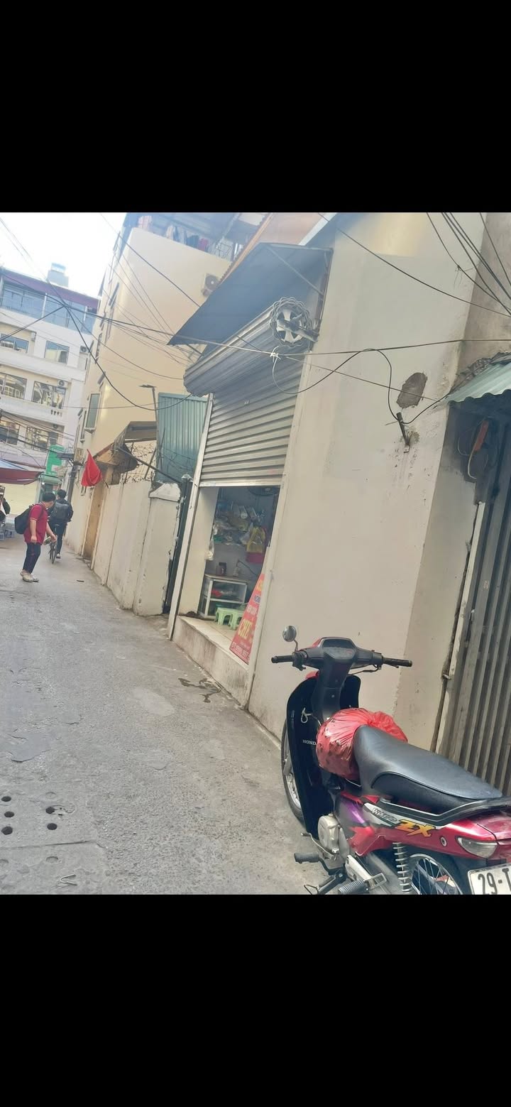 Nhà phố Thành Công 22m² giá 6.1 tỷ - Sổ đỏ chính chủ, thiết kế hiện đại!