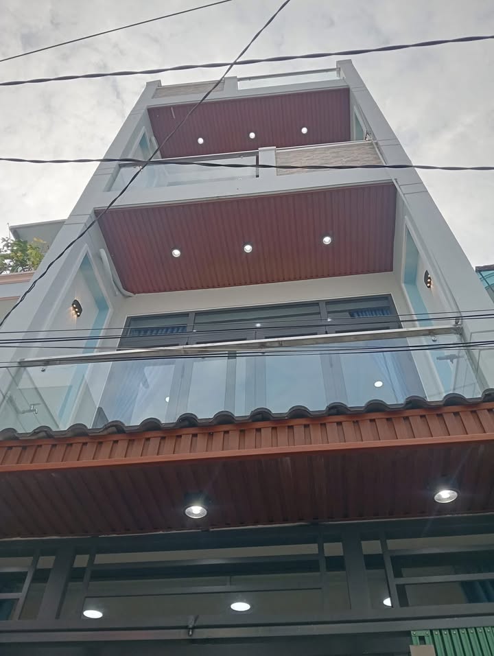 Nhà phố quận 8 TP.HCM 38m² giá 5.78 tỷ - Chính chủ bán gấp!