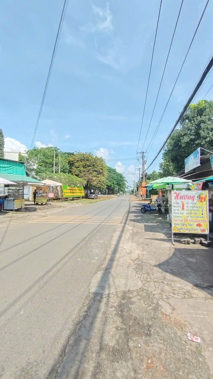 Đất thổ cư đường Trần Nhân Tông, Long Khánh 105m² giá 1.96 tỷ - Sổ đỏ chính chủ, xây nhà ngay!