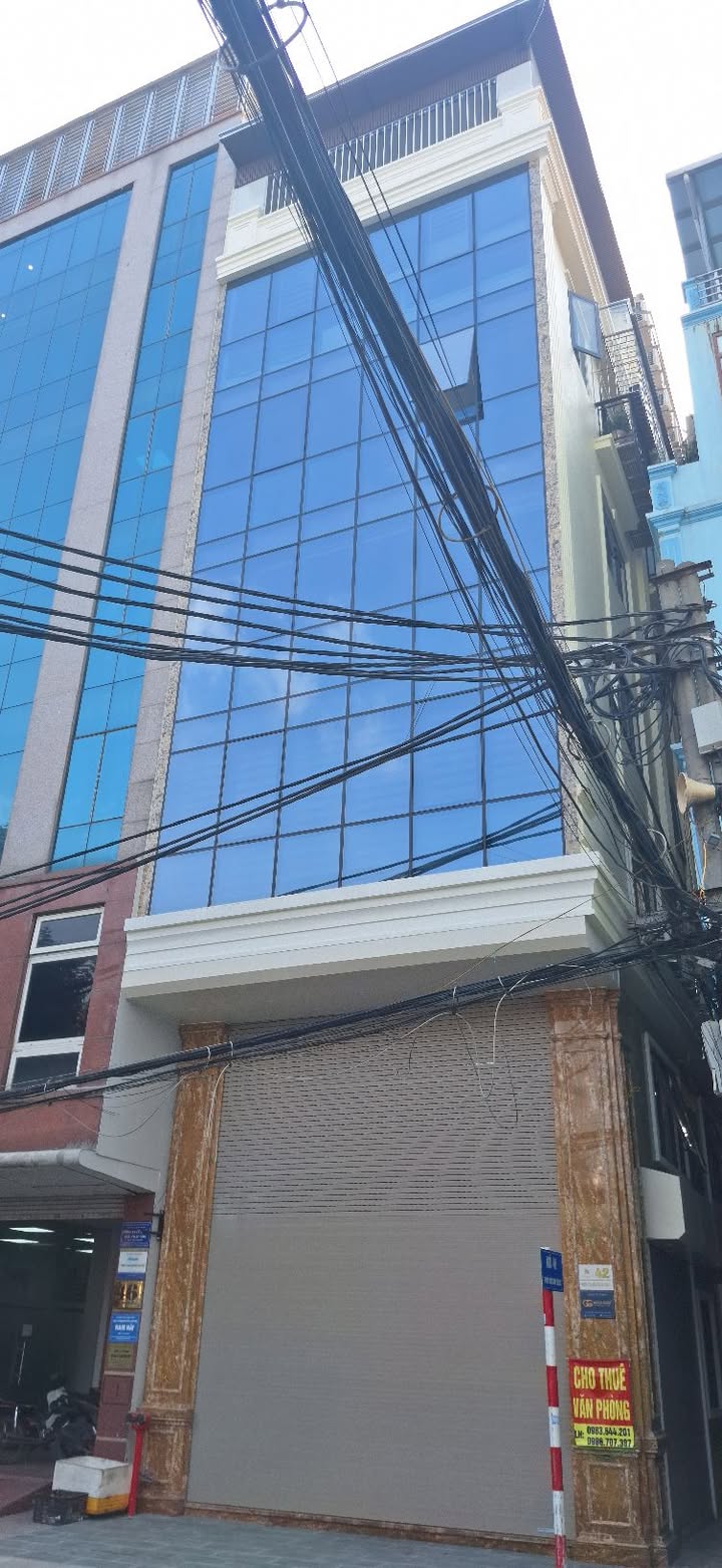 Nhà 4 tầng phố Tân Mai Hoàng Mai 105m² giá 24 tỷ - Pháp lý rõ ràng, chính chủ!