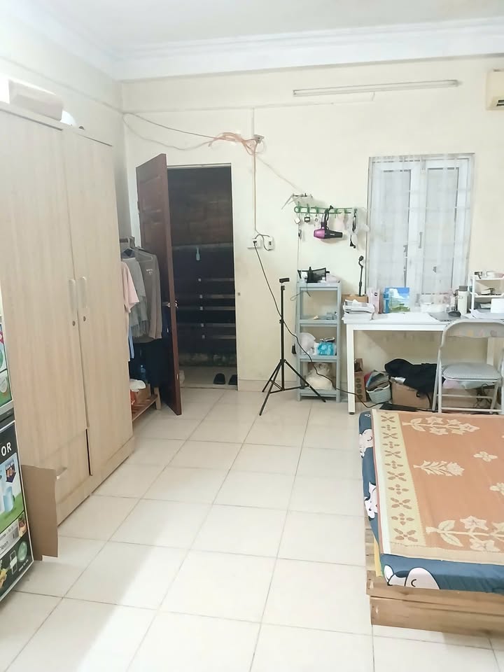 Phòng cho nữ ở ghép tại Dịch Vọng, Cầu Giấy - Giá chỉ 2.2 triệu/tháng!