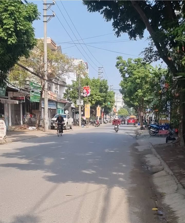 Đất Bắc Hồng 74m² giá 3 tỷ - Ô tô vào tận đất, pháp lý rõ ràng!