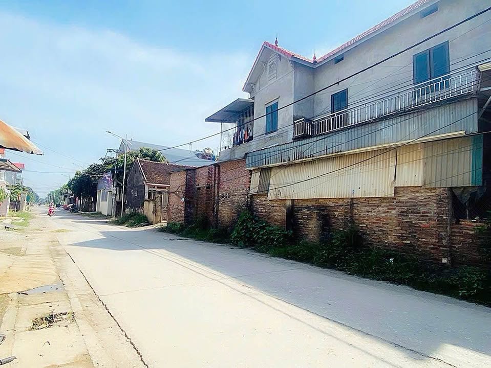 Đất thổ cư 100.4m² Tốt Động - Chương Mỹ giá chỉ 2 tỷ - Đầu tư sinh lời!