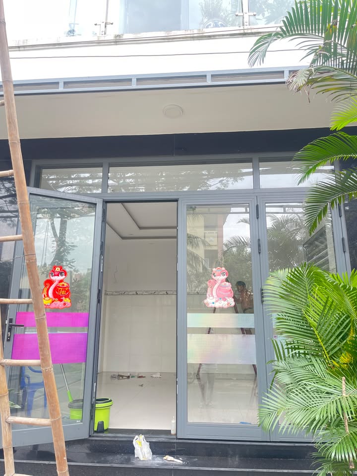 Cho thuê mặt bằng kinh doanh đường Hồ Quý Ly 50m² giá 6 triệu - Cơ hội vàng cho doanh nhân!