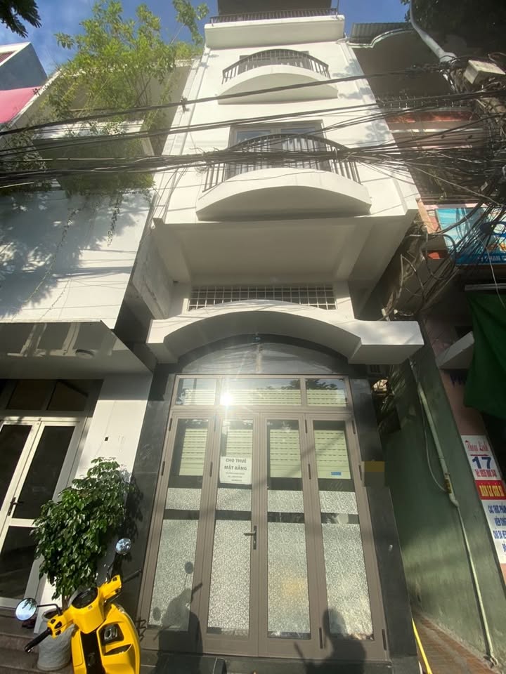 Mặt bằng kinh doanh cho thuê mặt tiền Phan Châu Trinh, Hải Châu - Giá chỉ 10 triệu/tháng