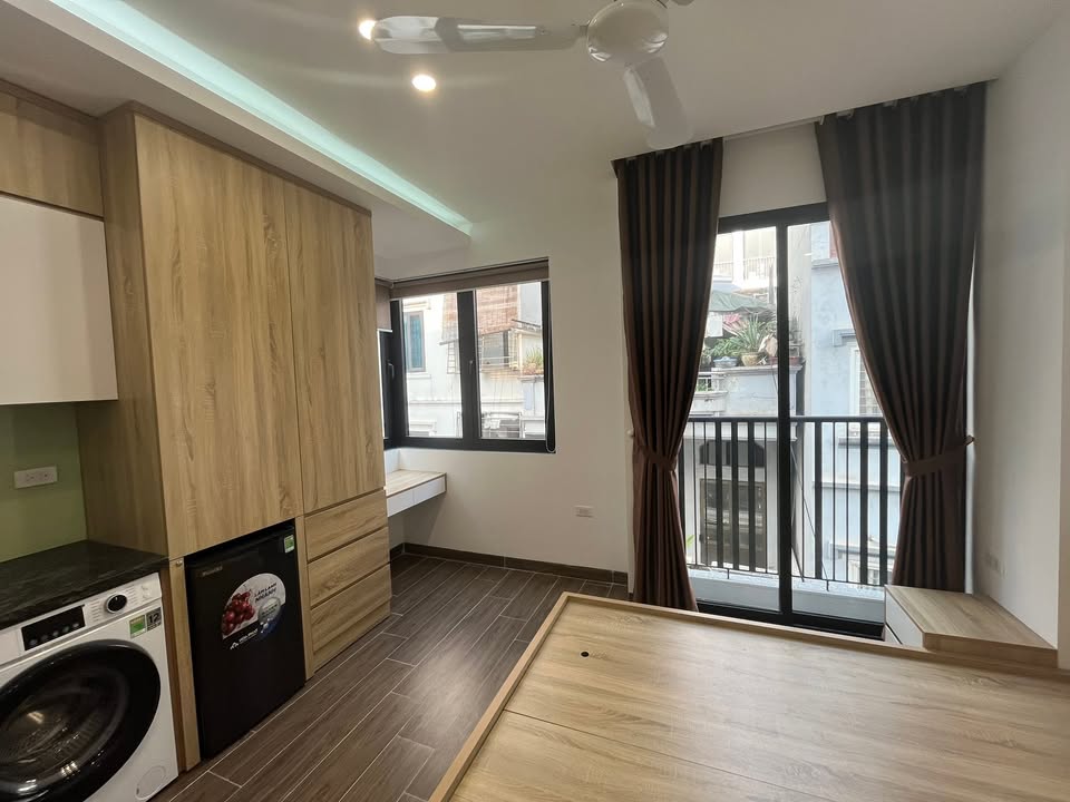 Căn hộ cho thuê Ngọc Thụy 40m² giá 5 triệu - Full nội thất, vào ở ngay!