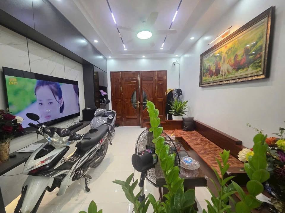 Nhà 5 tầng Phú Lương Hà Đông 32m² - Đầu tư sinh lời hiếm có!