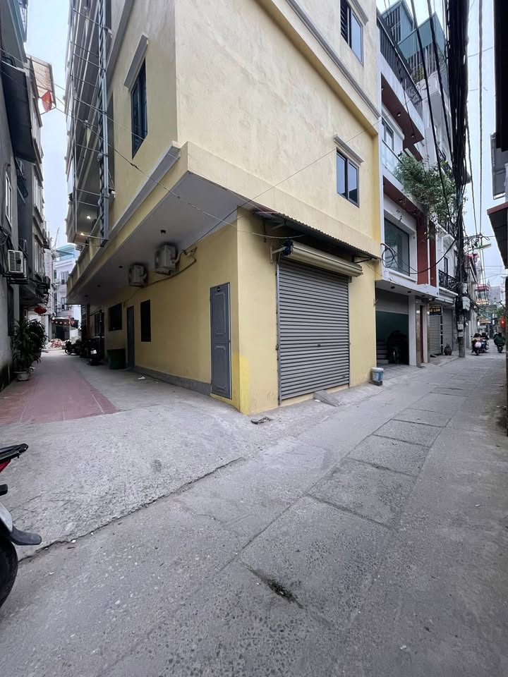 Nhà 4 tầng Trinh Lương 34m² giá thỏa thuận - Vị trí siêu đẹp ngay gần UBND phường Phú Lương!