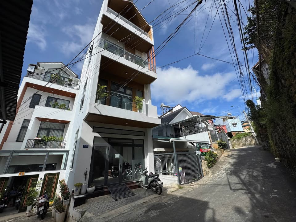 Căn hộ dịch vụ Đà Lạt 116m² giá 12.9 tỷ - Dòng tiền ổn định, đầu tư sinh lời!