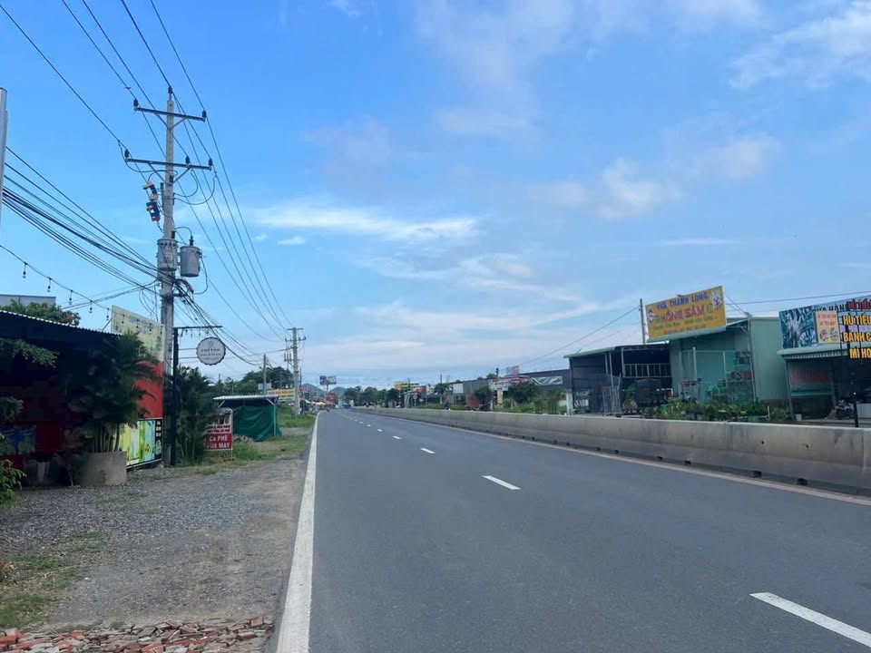 Đất mặt tiền đường Dẫn Hàm Kiệm - Tiến Thành 600m² giá 3.3 tỷ - Đầu tư tiềm năng!