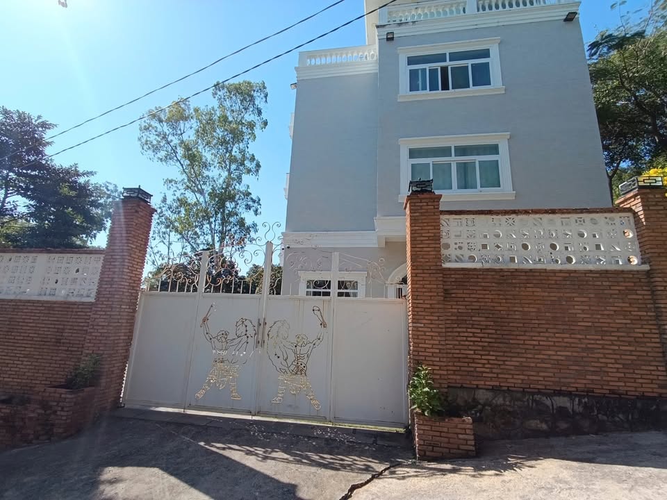 Biệt thự Vũng Tàu 382m² giá 12 tỷ - Sở hữu vị trí đắc địa bên bờ biển