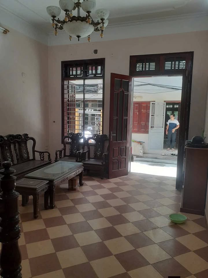 Nhà cho thuê 3 tầng phố Quang Trung 5 triệu - Gần công viên Bạch Đằng!