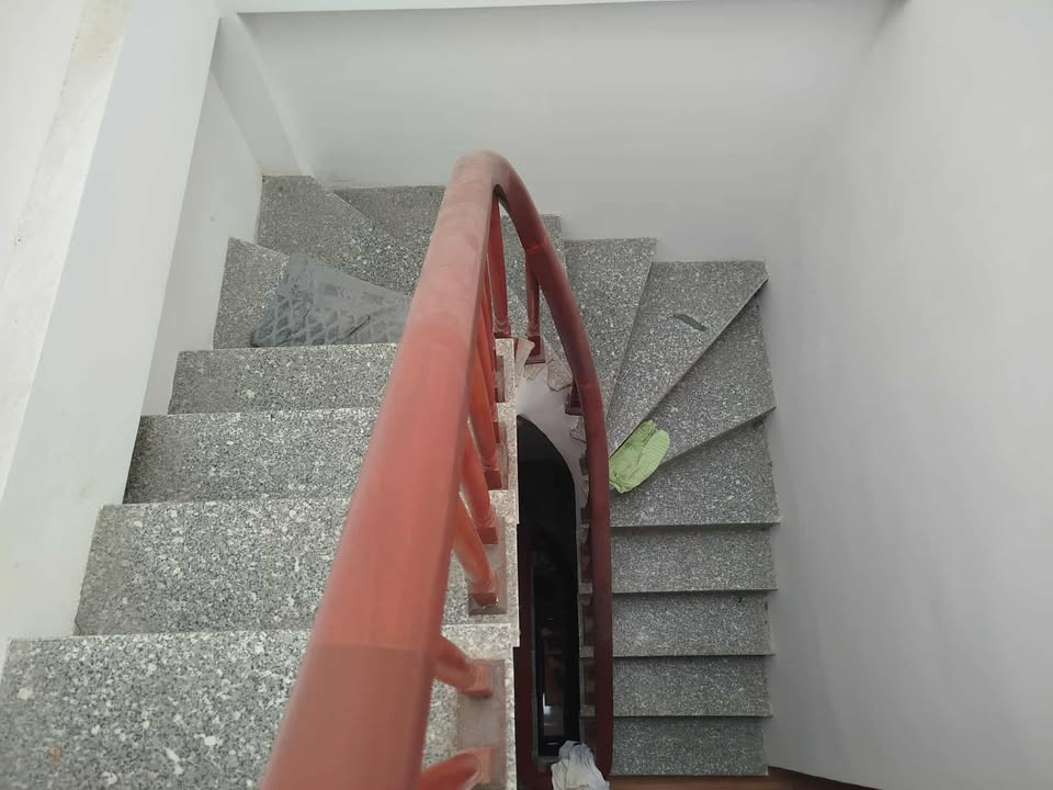 Nhà cho thuê tại Phụng Châu, 31m² giá chỉ 4 triệu - Sẵn sàng vào ở ngay!