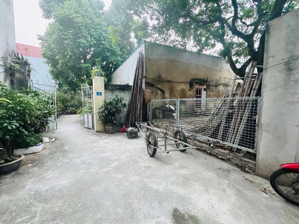 Đất thổ cư Chi Đông Mê Linh 80m² giá 3.3 tỷ - Đường xe tải vào tận nơi!