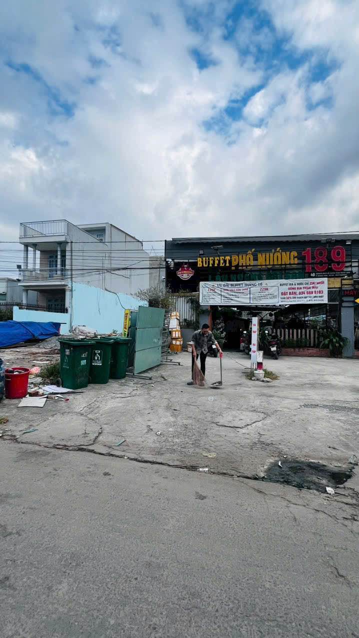 Đất nền Dĩ An 207m² giá 8.8 tỷ - Cơ hội đầu tư không thể bỏ lỡ!