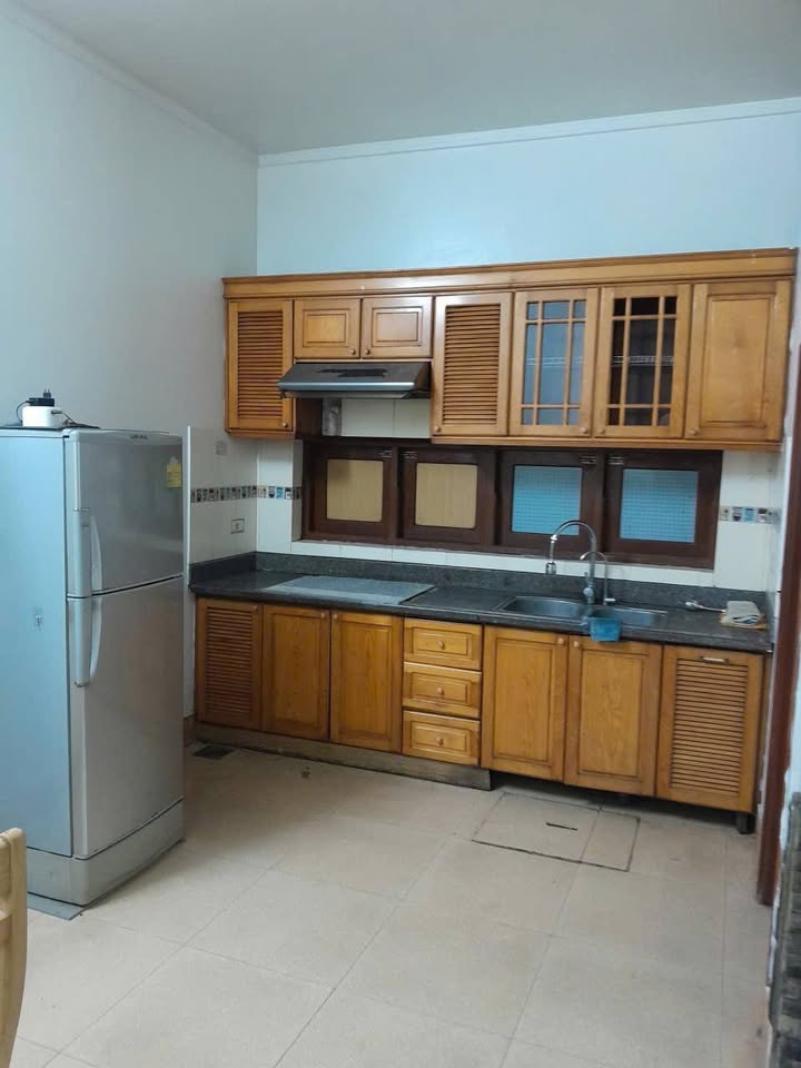 Nhà riêng Cao Xanh 4 phòng ngủ giá 4 triệu - Thuê ngay để an cư!