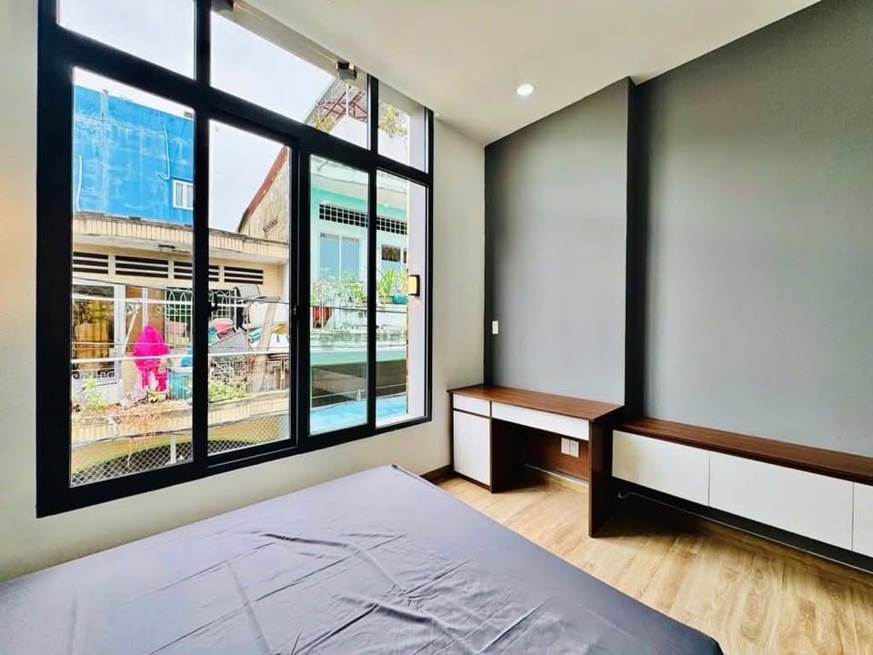 Nhà 3 tầng Gò Vấp 60m² giá 9.3 tỷ - Hẻm xe hơi, 2 mặt hẻm