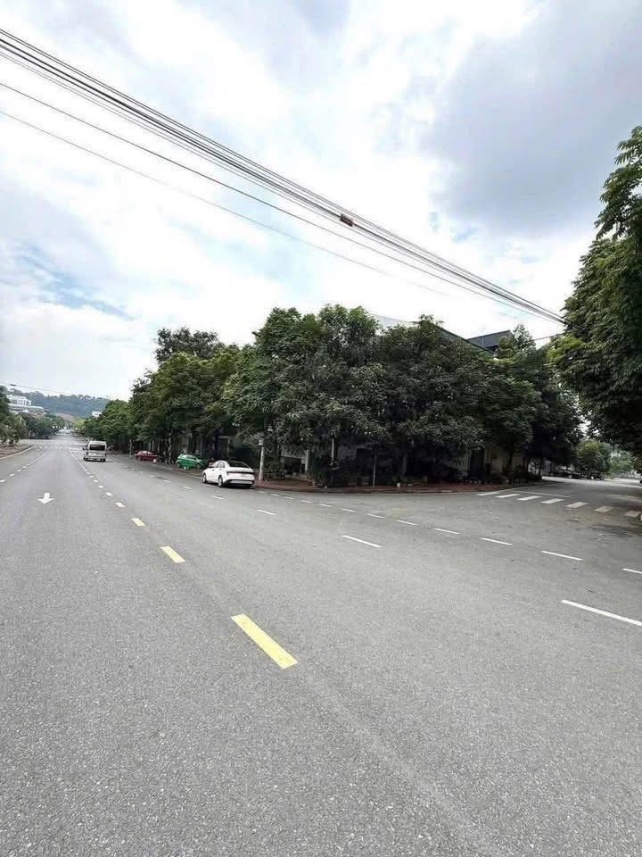 Nhà 2,5 tầng góc 2 mặt tiền Nguyễn Hữu Thọ, Lào Cai - Đầu tư sinh lời ổn định!