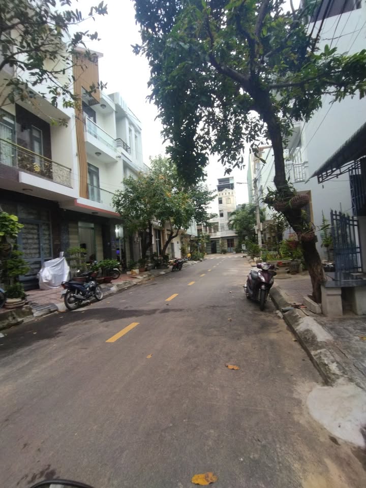 Nhà mặt tiền Ghềnh Ráng, Quy Nhơn 83m² giá 5.5 tỷ - Cơ hội vàng cho đầu tư!