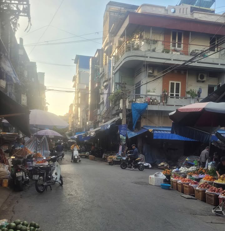 Nhà mặt đường Lý Thường Kiệt, Hải Phòng 94m² giá 13.68 tỷ - Đầu tư sinh lời ngay lập tức!