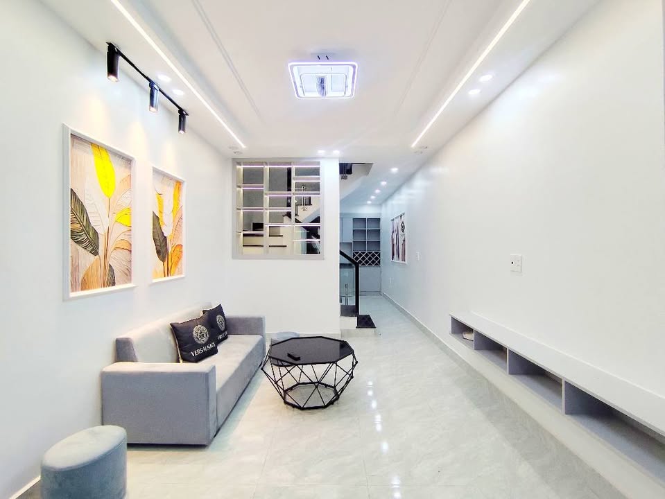 Nhà Phố Miếu Hai Xã Hải Phòng 33m² giá 2.5 tỷ - Chính chủ, xây mới hoàn toàn!