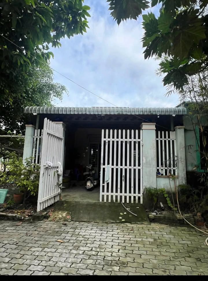 Nhà Bạch Đằng Tân Uyên 100m² giá 1.65 tỷ - Sổ đỏ chính chủ, ô tô vào tận nhà!