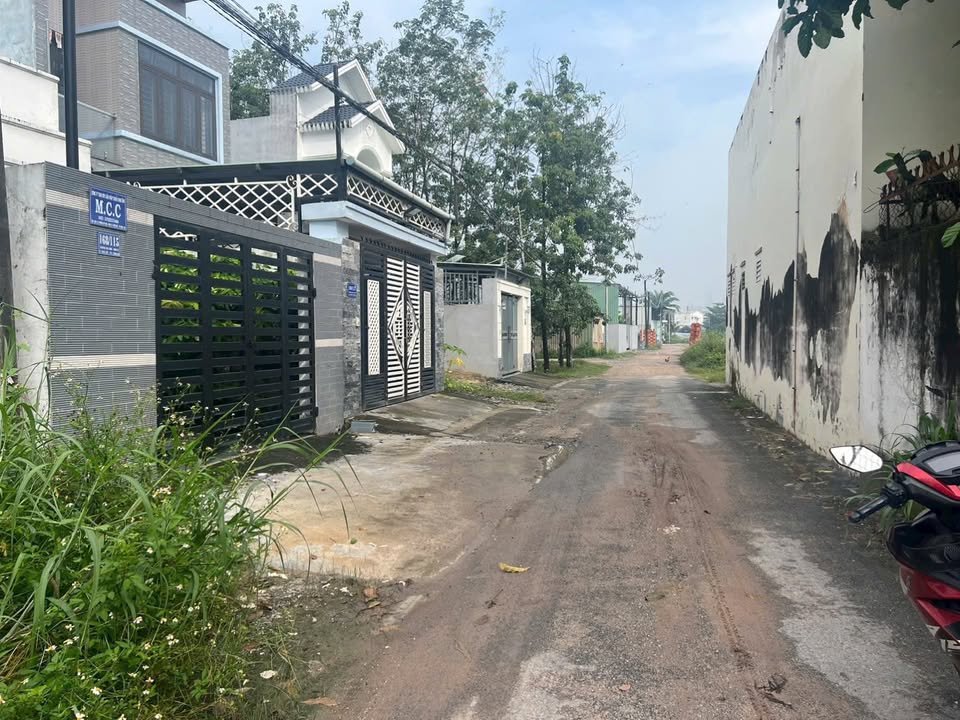 Đất Phú Mỹ Thủ Dầu Một 115m² giá 2.65 tỷ - Vị trí đắc địa gần trường học!