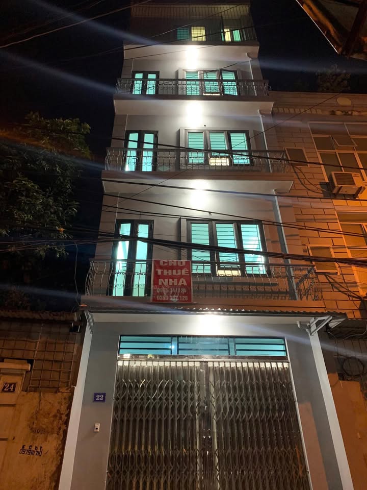 Nhà nguyên căn 5 tầng tại Cầu Giấy, Hà Nội - Chính chủ cho thuê giá thoả thuận!