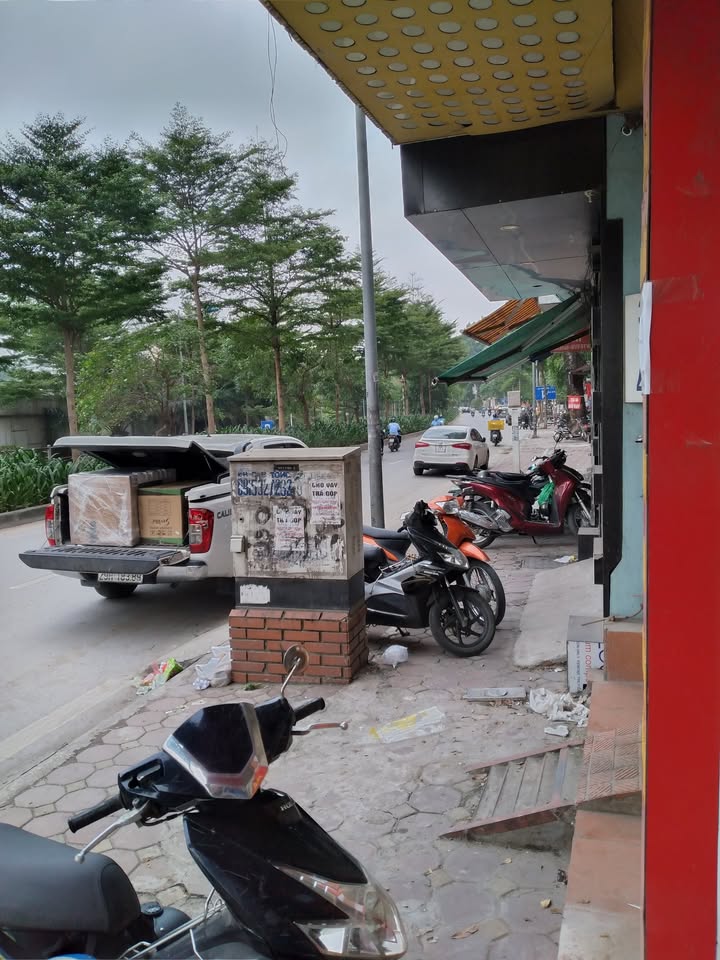 Nhà mặt đường Bưởi, 32m² giá 11 triệu - Phù hợp văn phòng, cửa hàng!