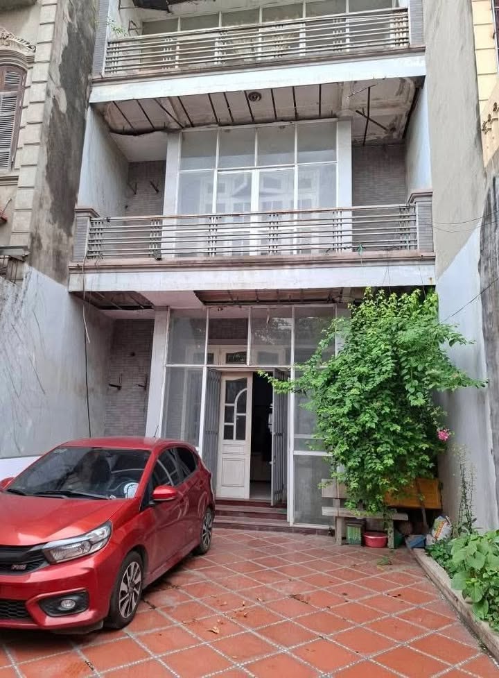 Mặt bằng kinh doanh Phùng Hưng, Hà Đông 152m² giá 32 triệu - Khu vực sầm uất, phù hợp mọi mô hình!