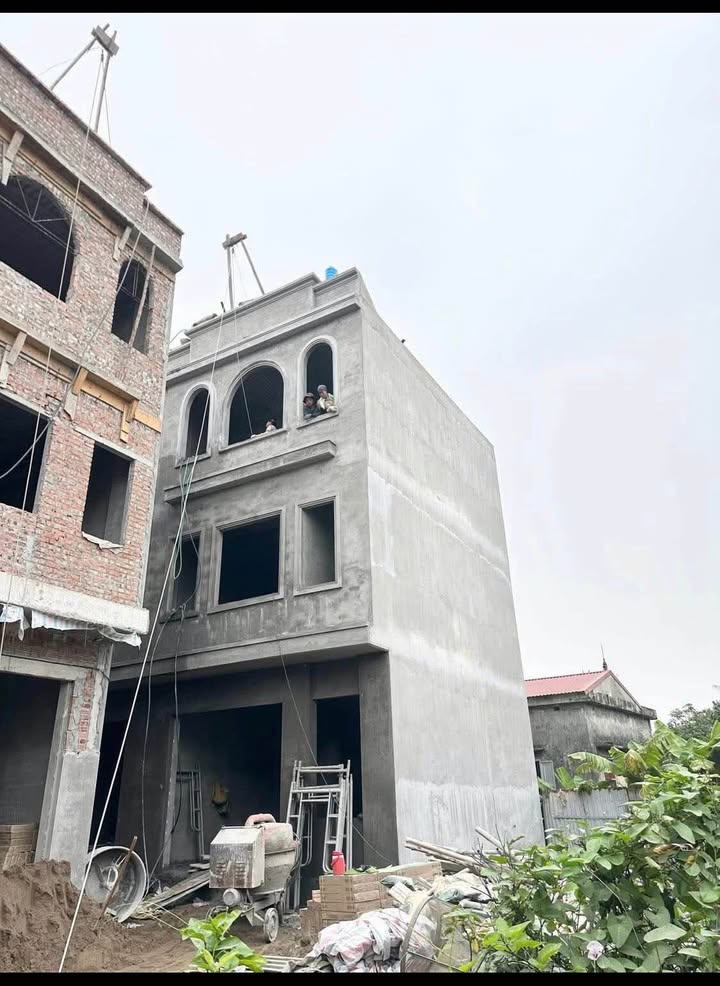 Nhà 3 tầng Tô Phong, Kiến An 42m² giá 1.8 tỷ - Ô tô đỗ cửa, gần khu dân cư văn minh!