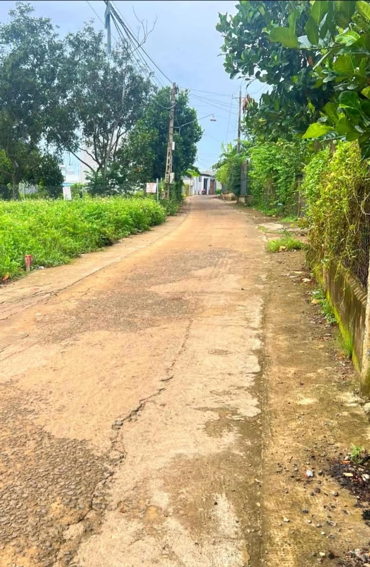 Đất nền Bảo Vinh, Long Khánh 110m² giá 1.2 tỷ - Vị trí đắc địa, hẻm xe hơi thoải mái!