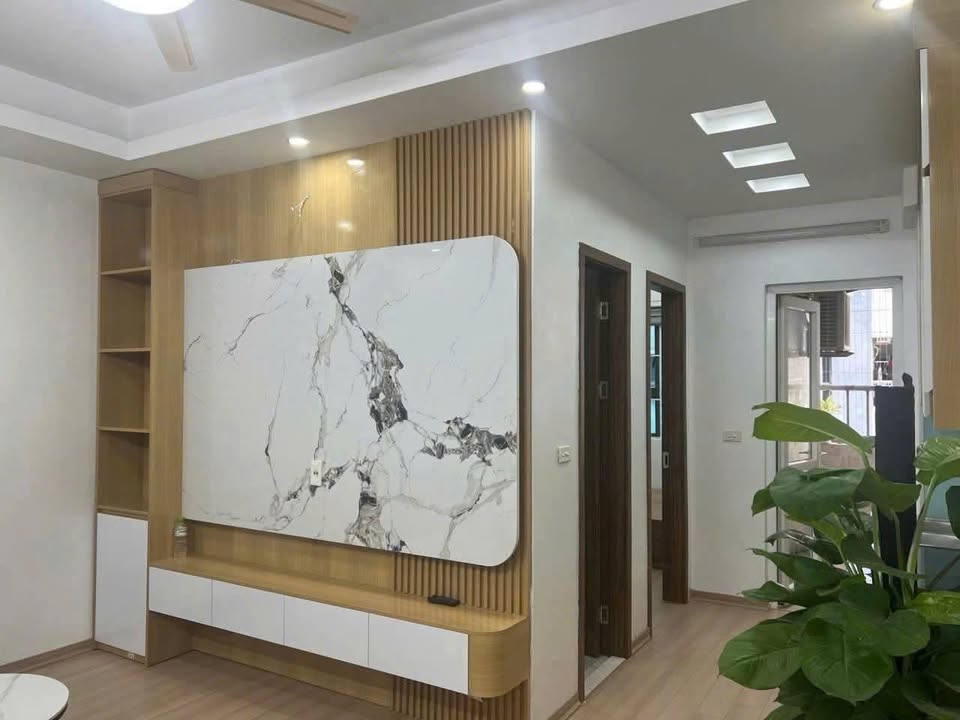 Căn hộ CT12 Kim Văn Kim Lũ, 2 phòng ngủ, giá 8.5 triệu - Full đồ tiện nghi