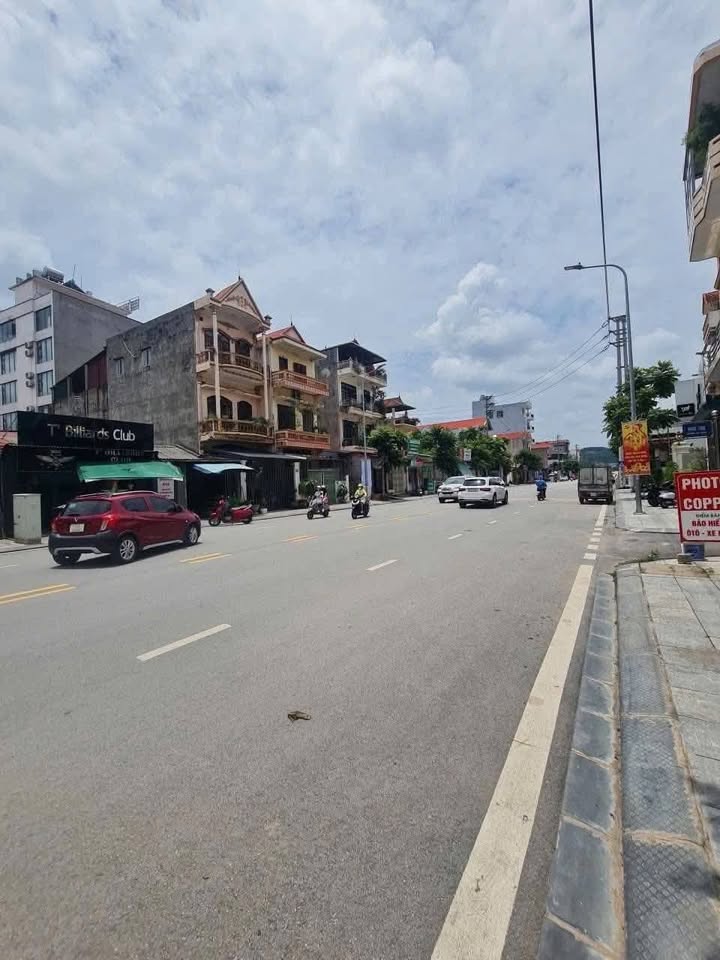 Nhà mặt đường Bà Triệu, Lạng Sơn 99m² giá 9.5 tỷ - Đầu tư sinh lời ngay!