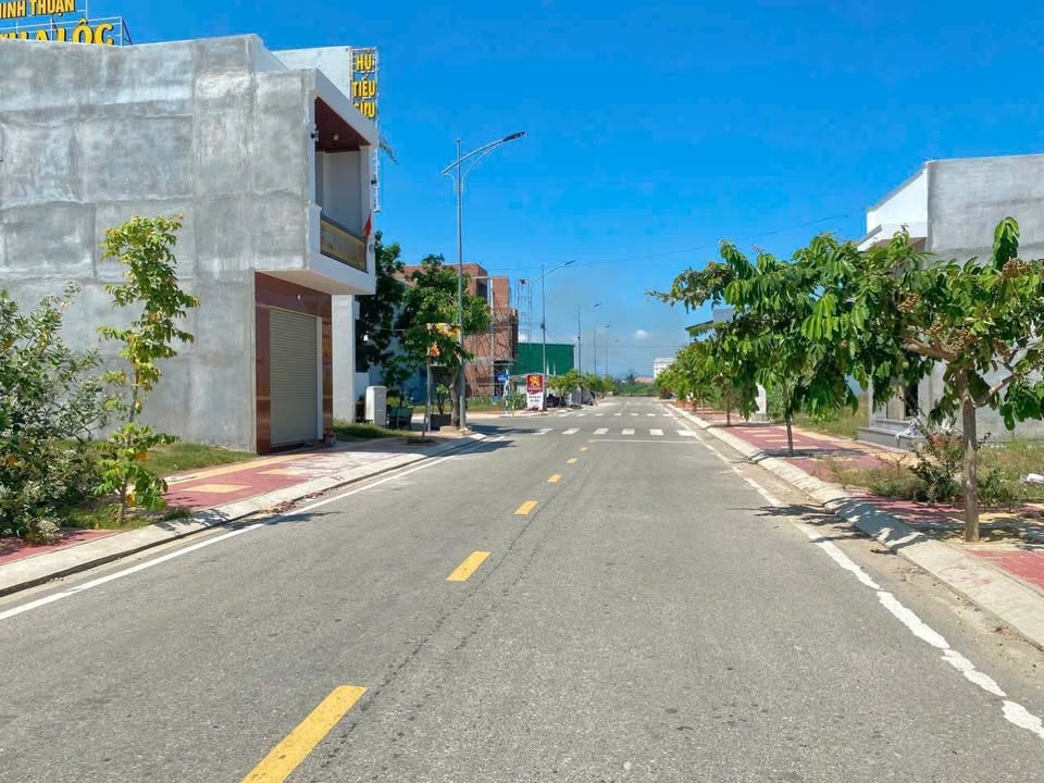 Đất nền Phan Đăng Lưu Phan Rang 77m² giá 1.6 tỷ - Hướng Tây Bắc, đường nhựa 13m!