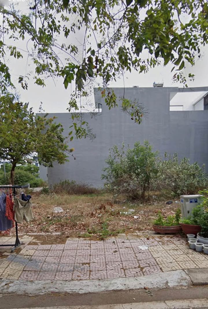 Đất nền kề góc khu Nam Cương Thành, Phan Rang 100m² - Giá chỉ 2 tỷ!