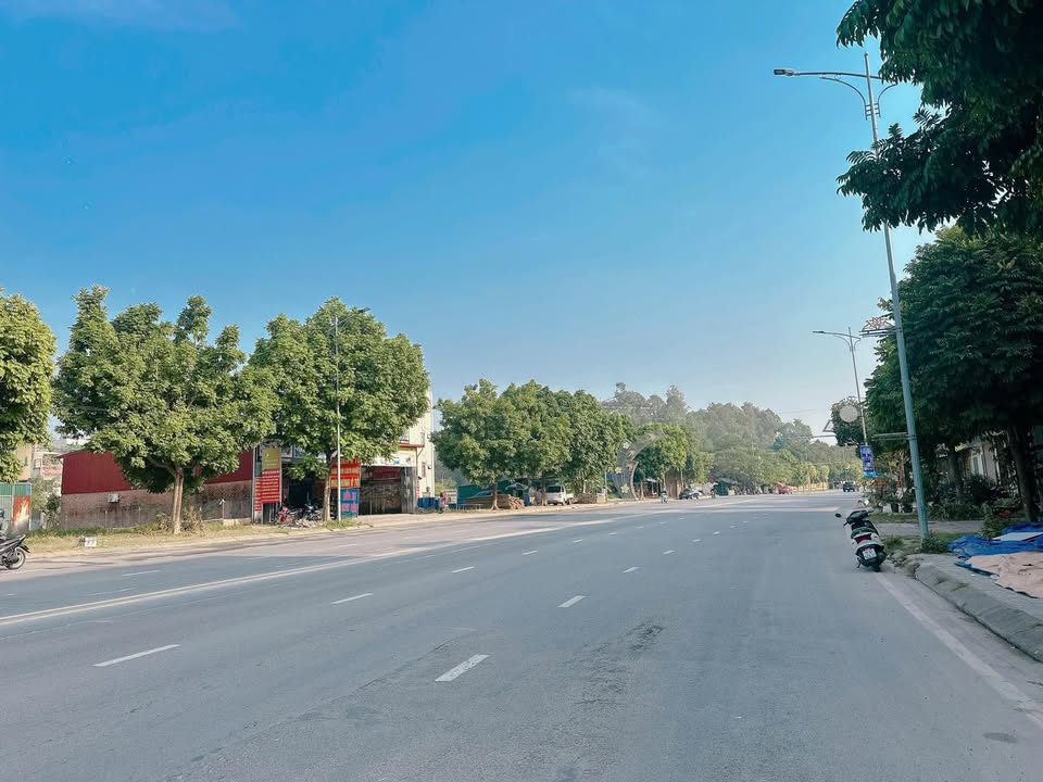 Bán đất mặt tiền Nguyễn Tất Thành, Việt Trì 279m² giá 22.32 tỷ - Vị trí đắc địa gần Đại học Hùng Vương