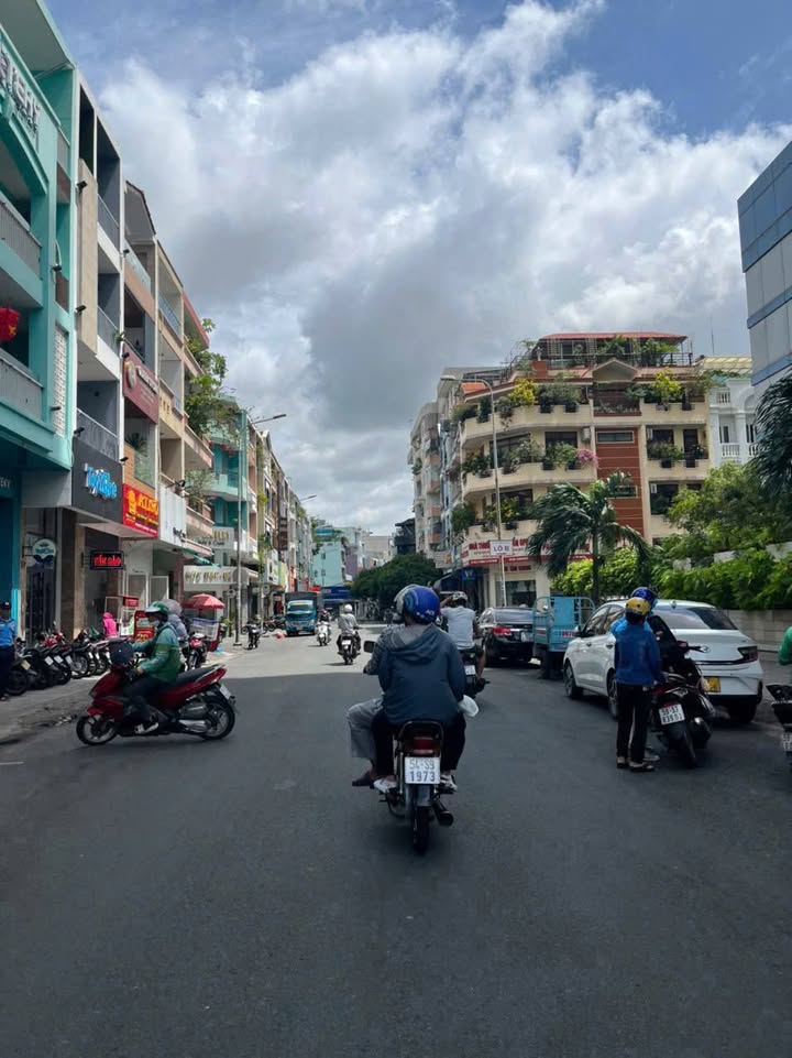 Căn hộ Nhiêu Tứ Phú Nhuận 56m² giá 3.6 tỷ - Sẵn sàng vào ở ngay!