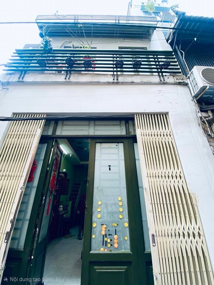 Nhà riêng Phú Nhuận 33m² giá 4.7 tỷ - Nở hậu, hẻm thông thoáng
