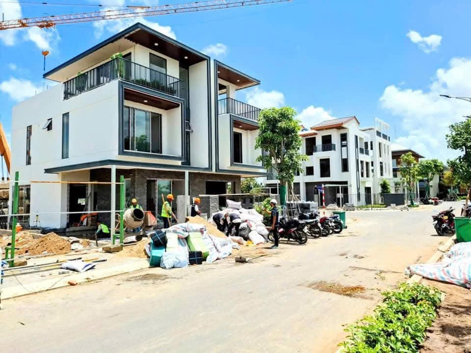 Shophouse 2 Mặt Tiền Lương Hoà, Bình Chánh 90m² giá 4.6 tỷ - Đầu tư sinh lời ngay!