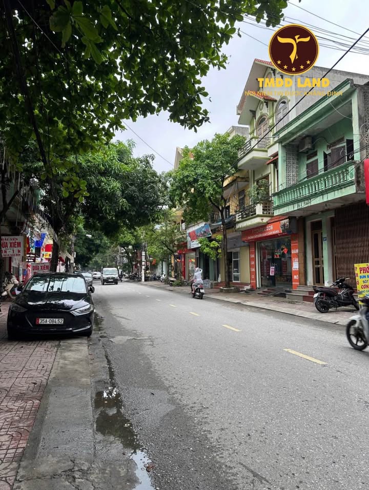 Nhà mặt tiền đường Hải Thượng Lãn Ông, Ninh Bình 70m² - Kinh doanh sầm uất!