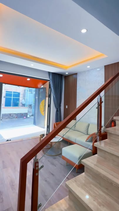 Nhà phố Gò Vấp 54m² giá 5 tỷ - Lô góc 2 mặt tiền ô tô đỗ cửa!
