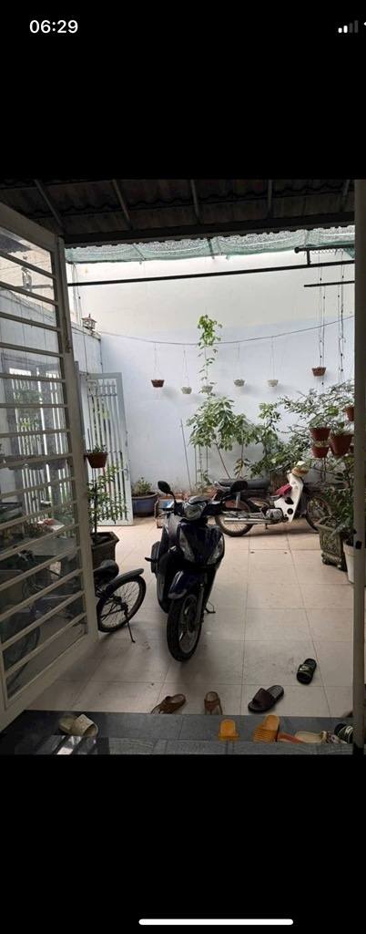 Nhà cấp 4 Tân Thới Nhất Q12, 102m² giá 5.2 tỷ - Hẻm xe hơi thuận tiện!
