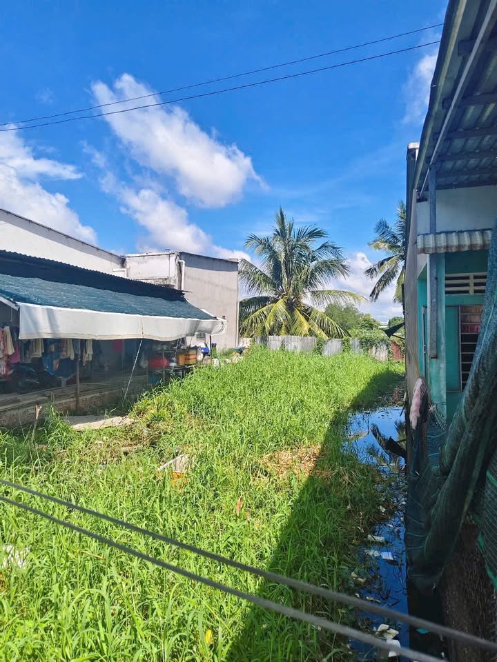 Đất nền hẻm ô tô 205, ấp Chợ Cũ, Sóc Trăng - Giá chỉ 500 triệu, thổ cư 100%