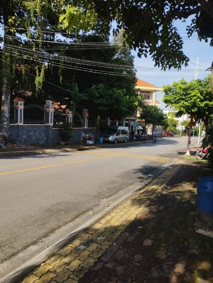 Nhà C4 An Thạnh 66m² giá 1.8 tỷ - Nhà đẹp thoáng mát gần đường lớn!