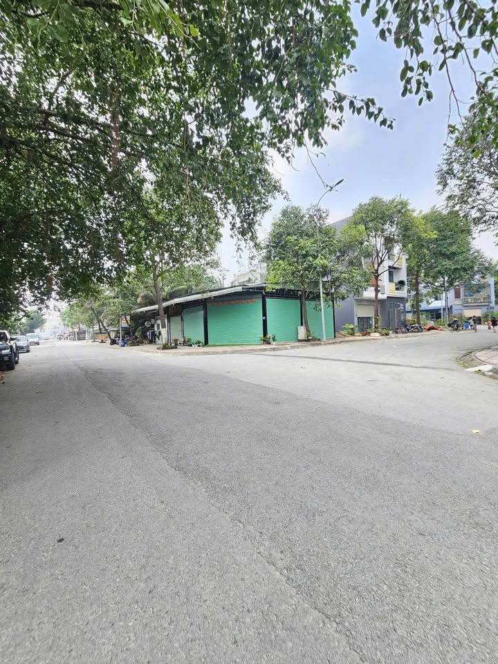 Đất nền góc 2 mặt tiền KDC Bình Hòa, 170m² giá 11.5 tỷ - Cơ hội đầu tư sinh lời!