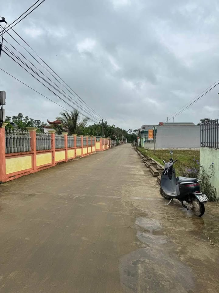 Đất thổ cư thôn Cộng Hòa, Vạn Thiện 100m² giá 600 triệu - Khu dân cư thân thiện!